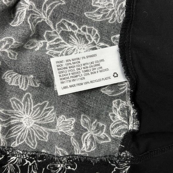 AVA VIV Top Black Tunic T-Shirt Short Sleeve Blouse Floral Print Back Detail - Picture 10 of 13